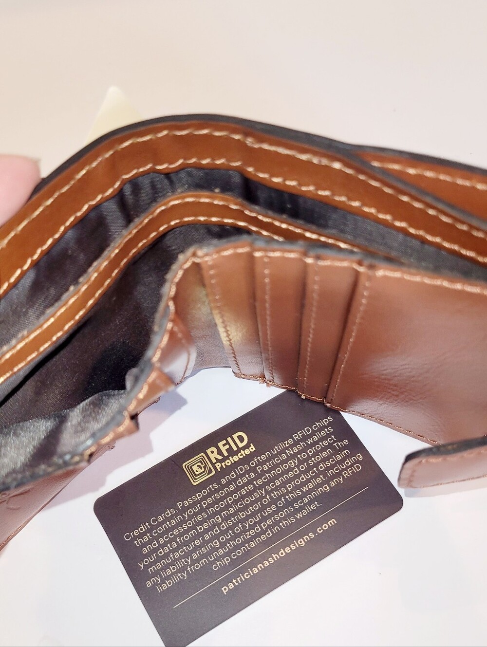 Patricia Nash Heritage Astra RFID Chestnut Brown Trifold Wallet - Picture 4 of 5